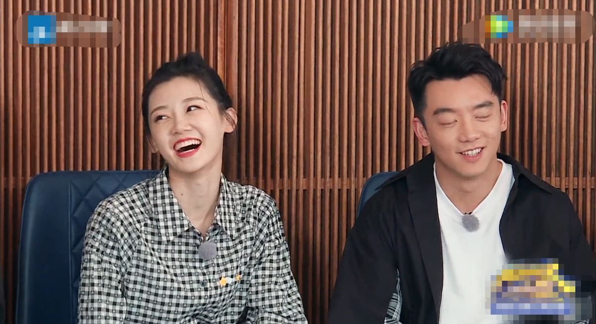 郑恺|郑恺33岁老婆晒庆生照！1岁女儿正面照首曝光，小酸奶嘴巴超像爸