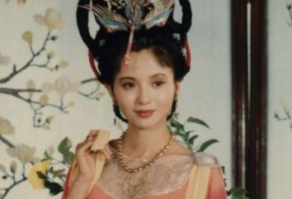 陶慧敏|江南第一美女的她，为离世丈夫守寡10年，如今和女儿像两姐妹