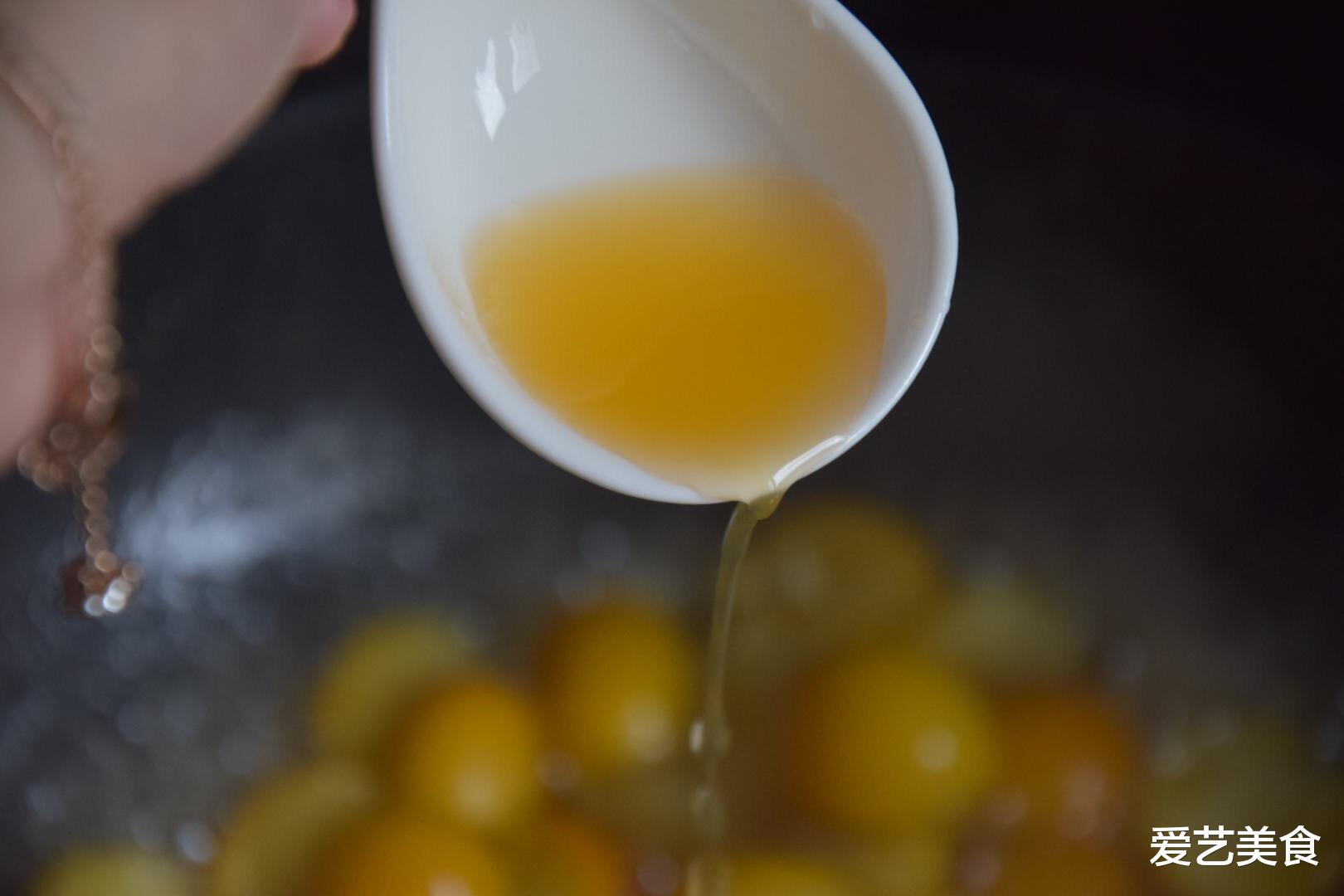 失眠|失眠总是睡不好，这2种水果放在一起煮，养心安神，睡得香