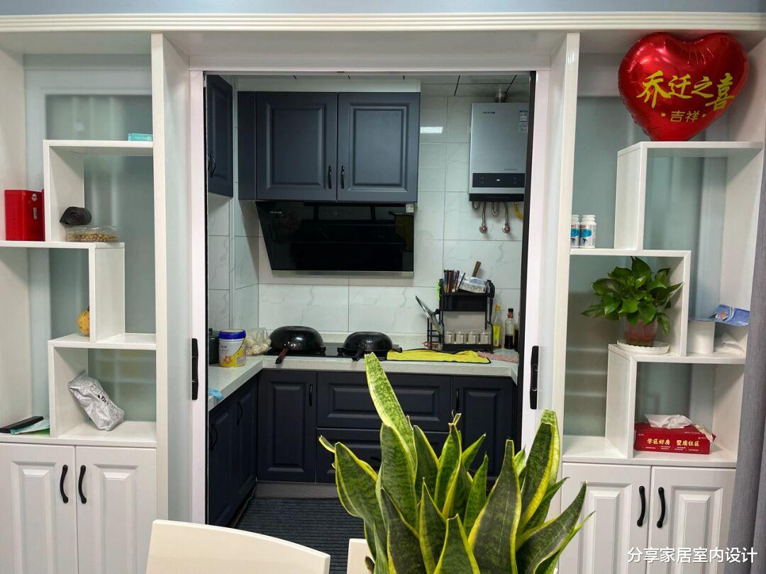 入住半年的新房,越住越喜欢,很满意全屋灰色地砖,耐看又好看!