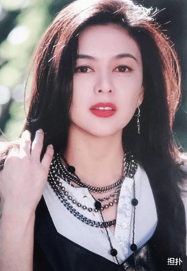 郭秀云|前夫是明星钱小豪，现在丈夫坐拥80亿的地皮，父母都是亿万富豪