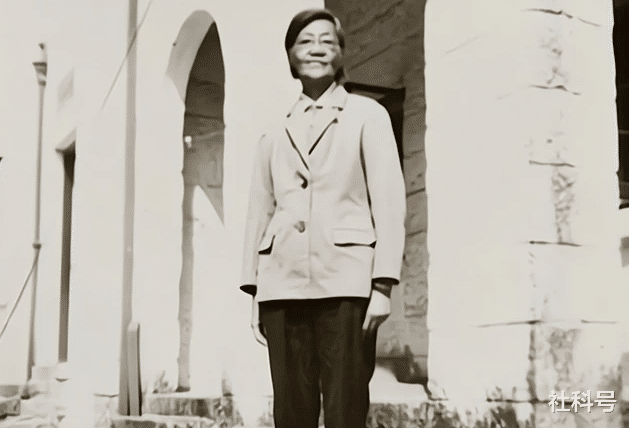 社科号 女子拒绝诺奖，回国后突然消失30年，悄悄干了一件让人惊叹的事！