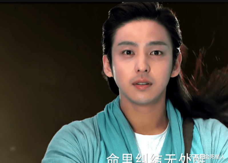 国产剧|骑马掉悬崖，反物理操作，转圈耍帅，国产剧掉悬崖个个都很奇葩