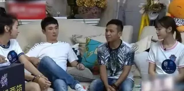 王思聪|看看王思聪在这些明星面前的样子,你就知道谁才是真正的大牌了