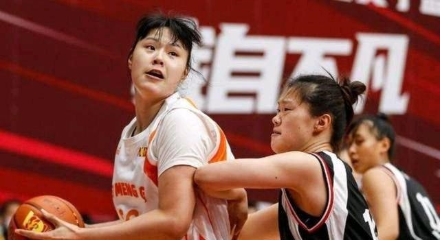 李月汝|怒砍2分！女版鲨鱼神勇不在，6投不中被扇两帽，国家队一姐遭碾压