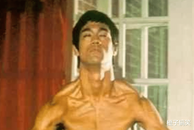李小龙|47年前，李小龙惨死在丁佩的床上，背后的原因不止猝死那么简单