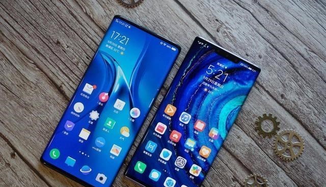 各抒己见 “榨干”麒麟9000 5G,华为Mate50 Pro敲定时间!4600mAh+100W