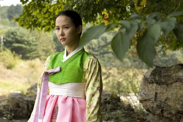 韩国电影|韩国电影—让你学会“癞蛤蟆是怎么吃上天鹅肉的”