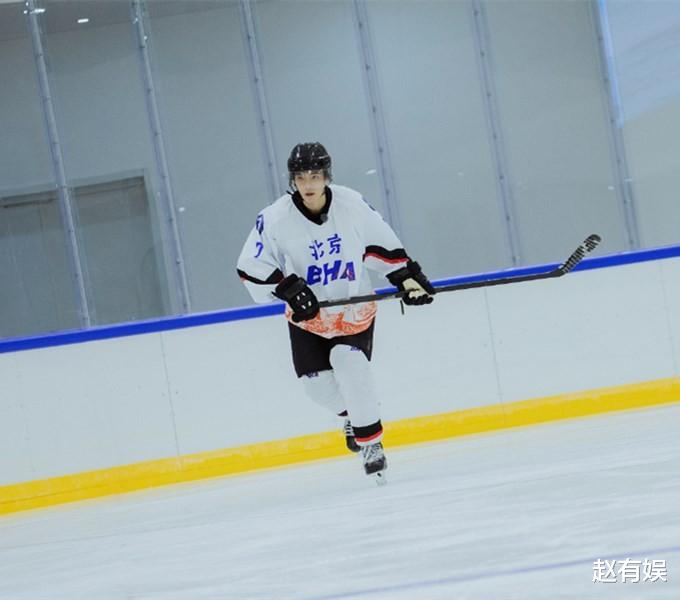 运动|从150斤到116斤，肖战的减肥路告诉我们：瘦身，还能提高颜值