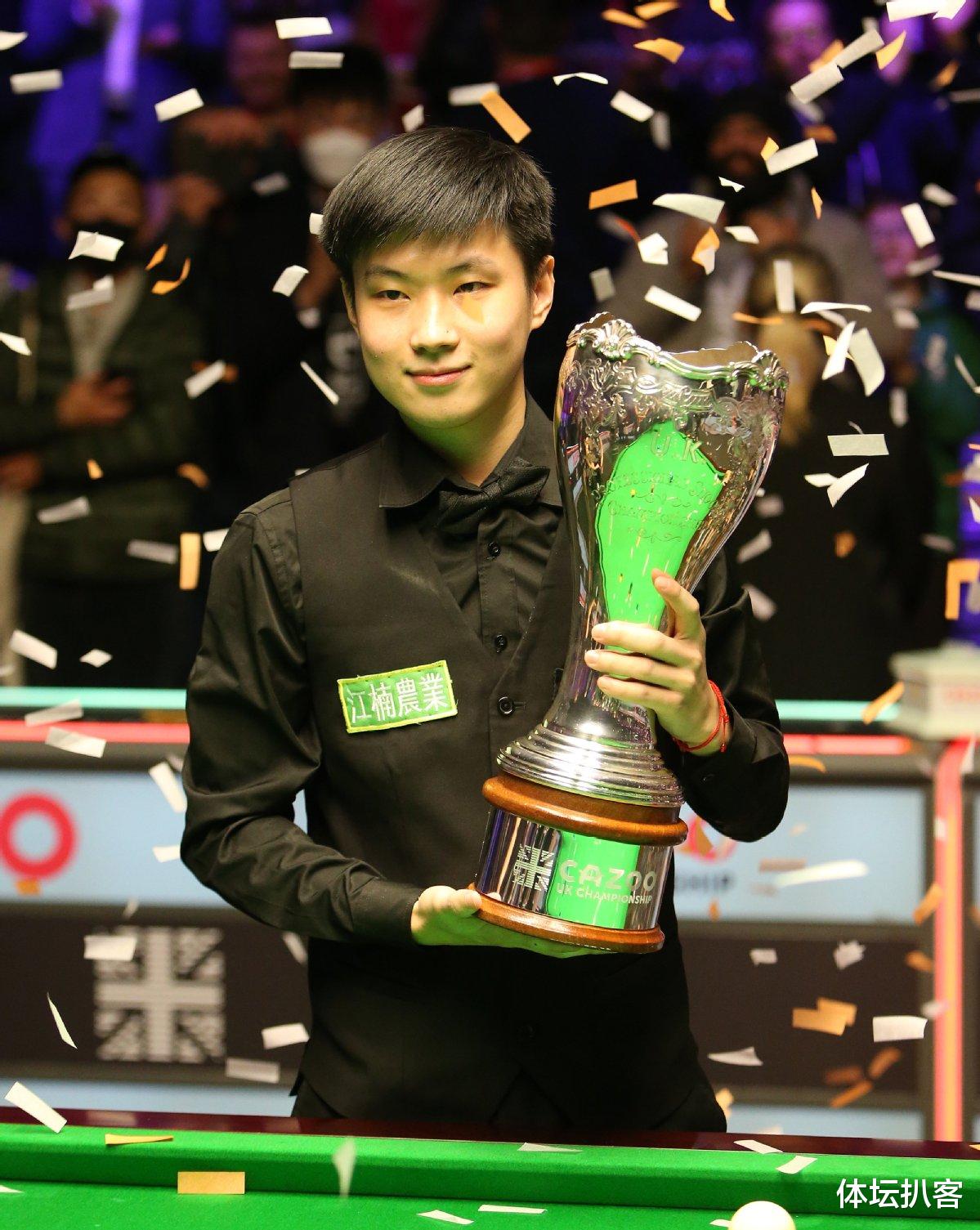 趙心童|8連勝奪冠！趙心童創(chuàng)2大紀(jì)錄，3次KO世界冠軍，人民日?qǐng)?bào)+央視盛贊