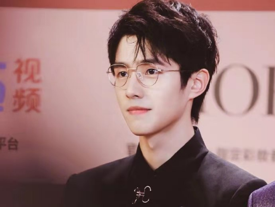 吴京|吴京票房超刘昊然，靠《长津湖》轻松实现，但想超沈腾难度不小