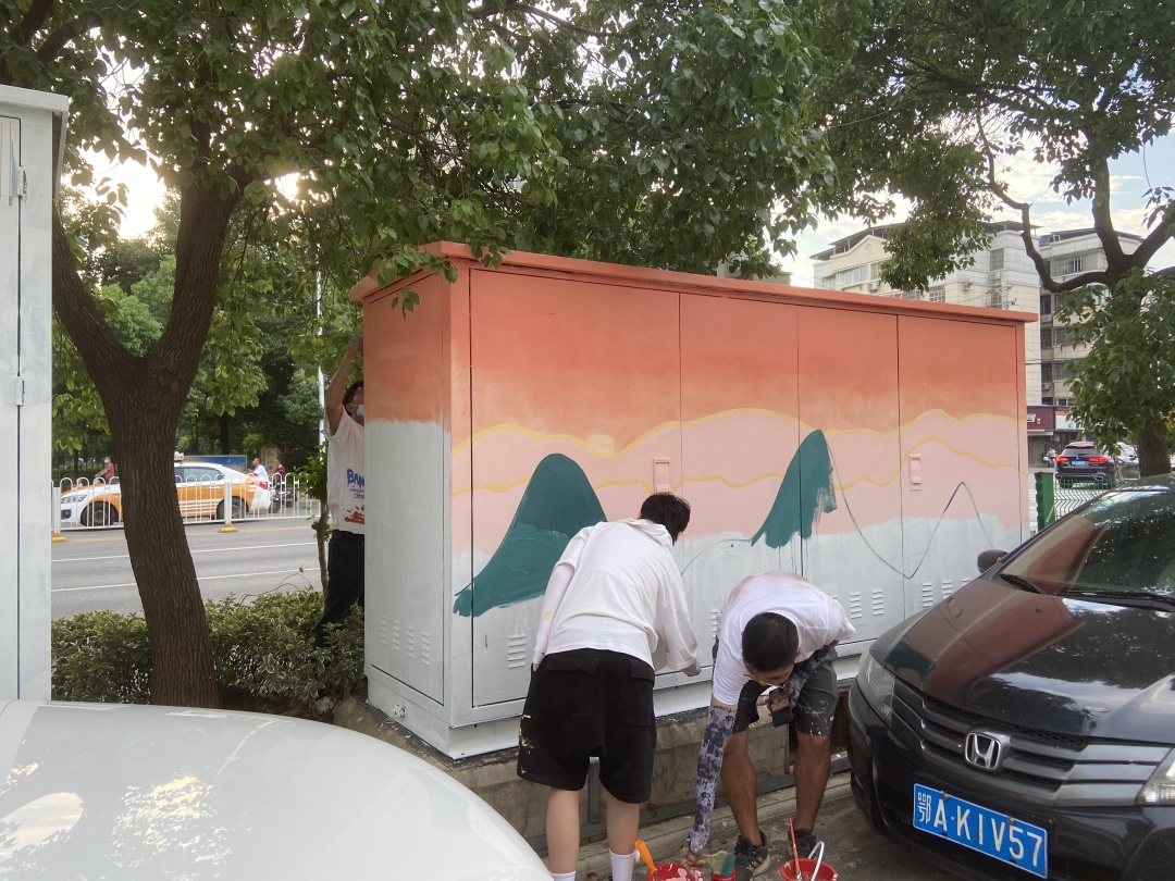 挥别“灰头土脸”，摇身一变，成为街头最靓丽的风景线