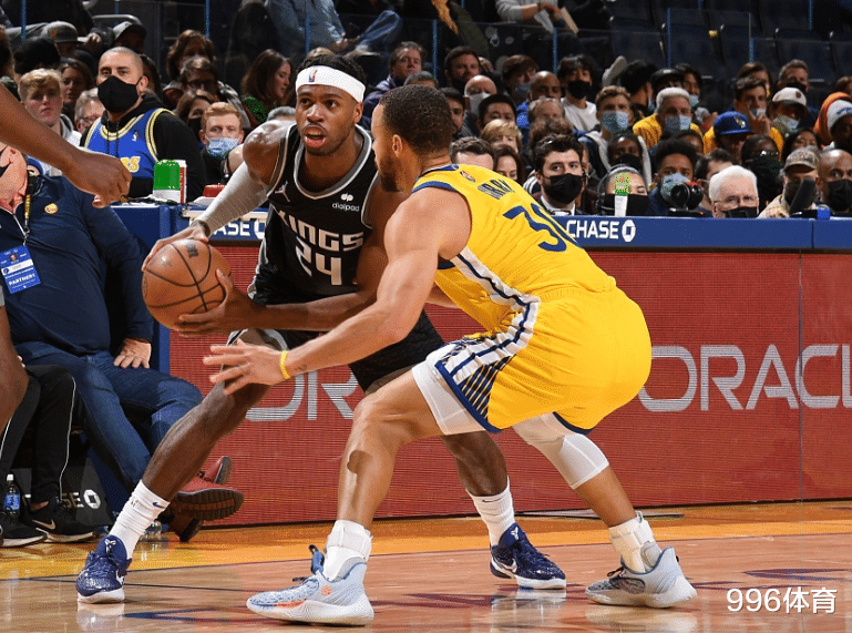 國王隊|雙贏！濃眉3換7方案：三悍將輔佐詹姆斯沖冠，國王瞄準(zhǔn)季后賽