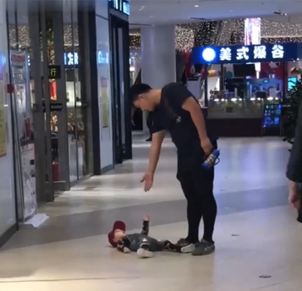 枝妈育儿说|小时候“养不熟”的孩子，有这三个共同特征，长大更易变成白眼狼