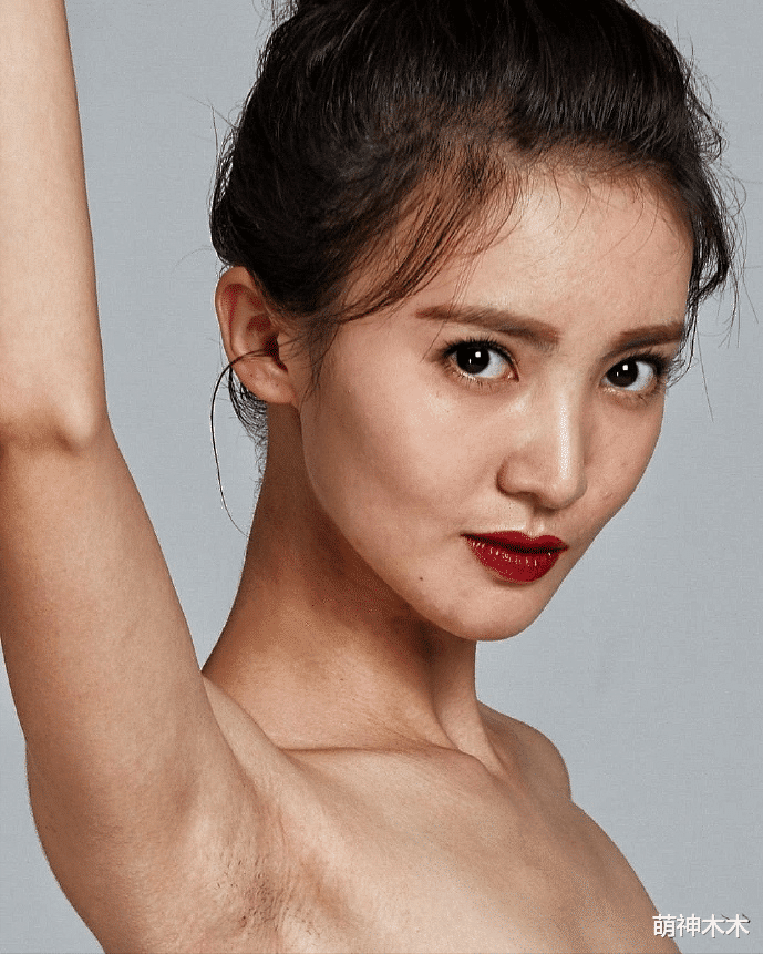 迪丽热巴|真实！明星大量未修图曝光，热巴毛孔闭口一堆，杨幂皮肤松垮