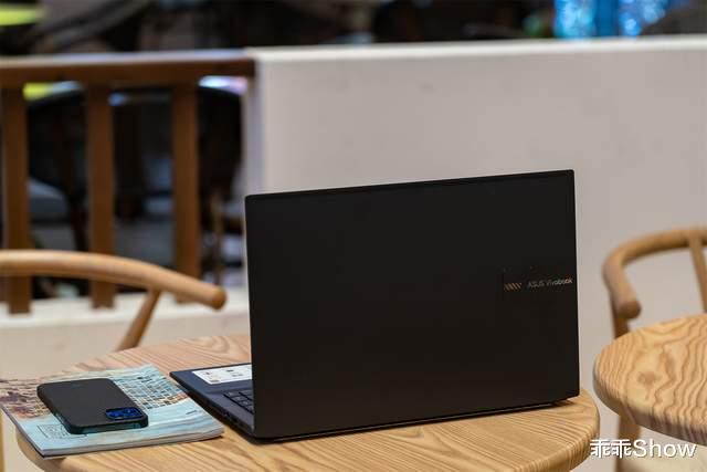 OLED|华硕无畏Pro15 锐龙版体验:可能是目前性价比较高的OLED笔电