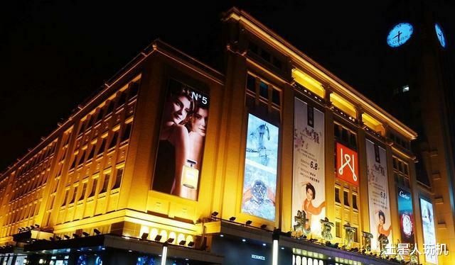 大数据|知名的老牌百货商场终究倒在了电商脚下