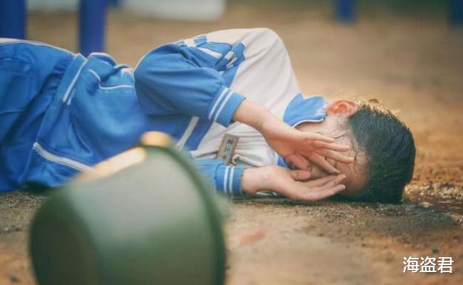 上海市 上海14岁初二女生跳楼留下3页遗书：“爸妈，若有来生，不要再见面了”