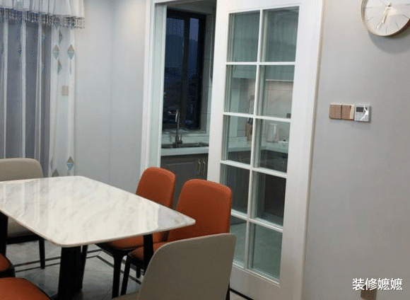 |新房装修历时5个月终于完工,全屋都很漂亮,一进门就被鞋柜迷住