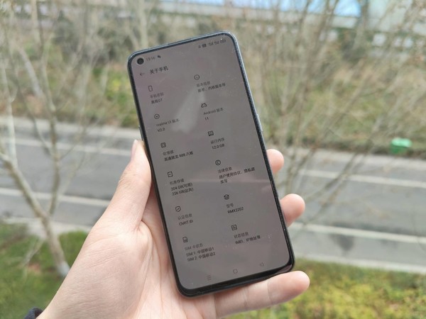 摩托罗拉|谁才是性价比之王，骁龙888+12+256GB，直接杀到2199元