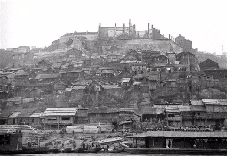 洪崖洞 洪崖洞修成这样,为什么最后成为重庆第一网红景点?