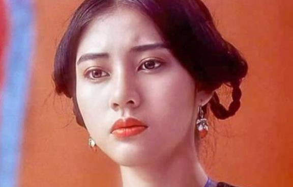 赌王|成龙曾经爱上李连杰老婆?被赌王何鸿燊吓跑?