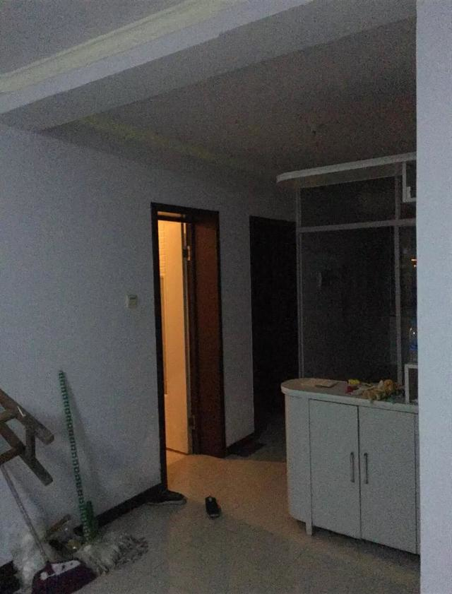 男友自己动手搞装修,全部下来花12万,和鬼屋差不多,狂丑