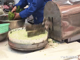 “在黄河钓鱼看见一个匕首,想据为己有值多少钱?”我祖宗的