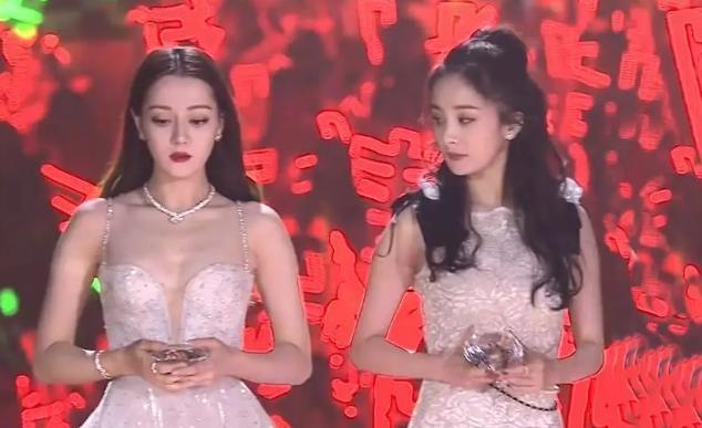 迪丽热巴|杨幂的爱将张云龙又多一重新身份，迪丽热巴还不如黄梦莹？