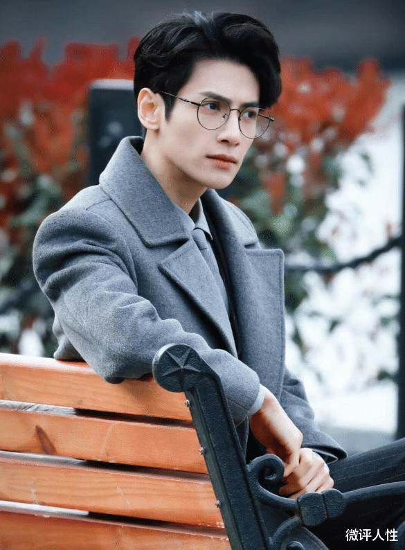 罗云熙|11天仅1.5亿，少了古装扮相的加持，罗云熙的事业已跌入谷底？