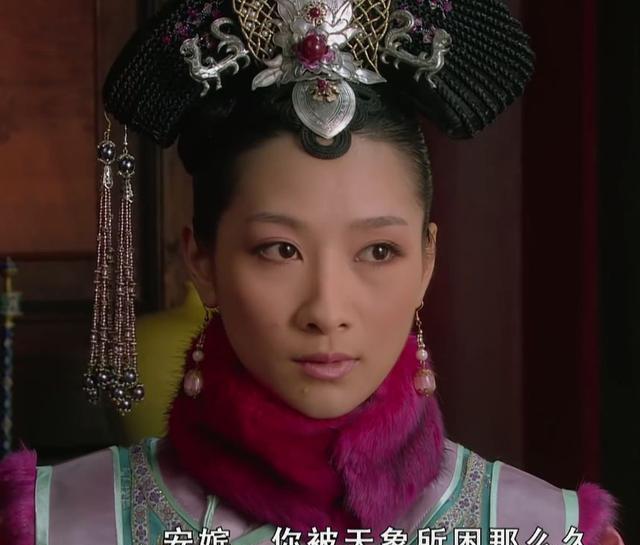 蔺相如|安陵容：难怪皇帝苦苦“馋她身子”，你看原著中她做的事多不堪？