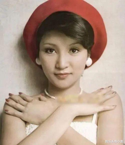 谢贤|爷孙恋掰了，拿走2000万分手费？