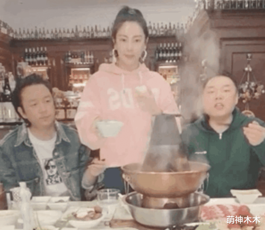 潘粤明|《云南虫谷》潘粤明发福被嘲，腿比姜超还粗，网友喊话快减肥