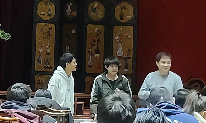 杨鹤通|龙字科首演在即，郭德纲、张云雷现身指导，杨鹤通直呼心情复杂