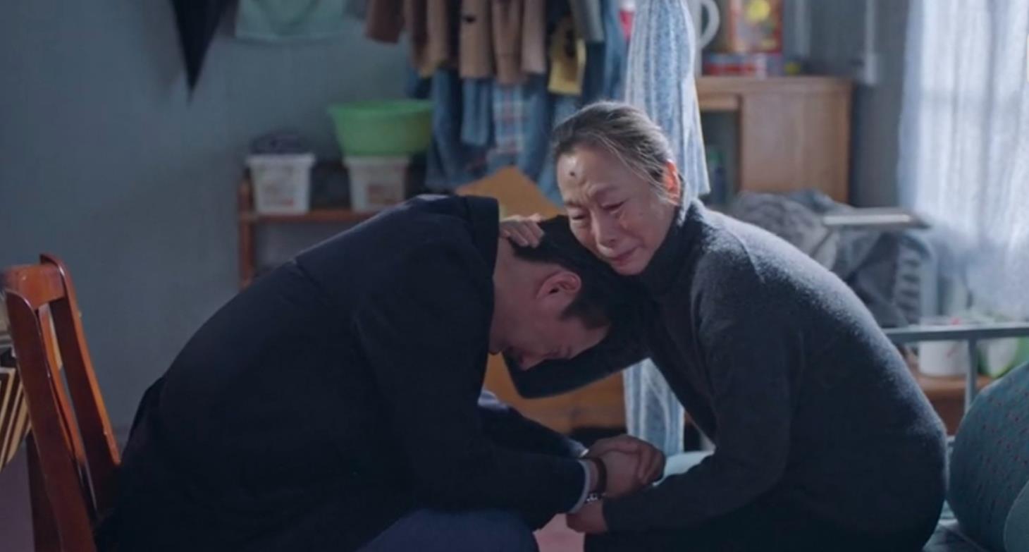韩香香说星座 突围悲情戏“炸”出了真正的演技,闫妮口碑大逆转,他是最大败笔