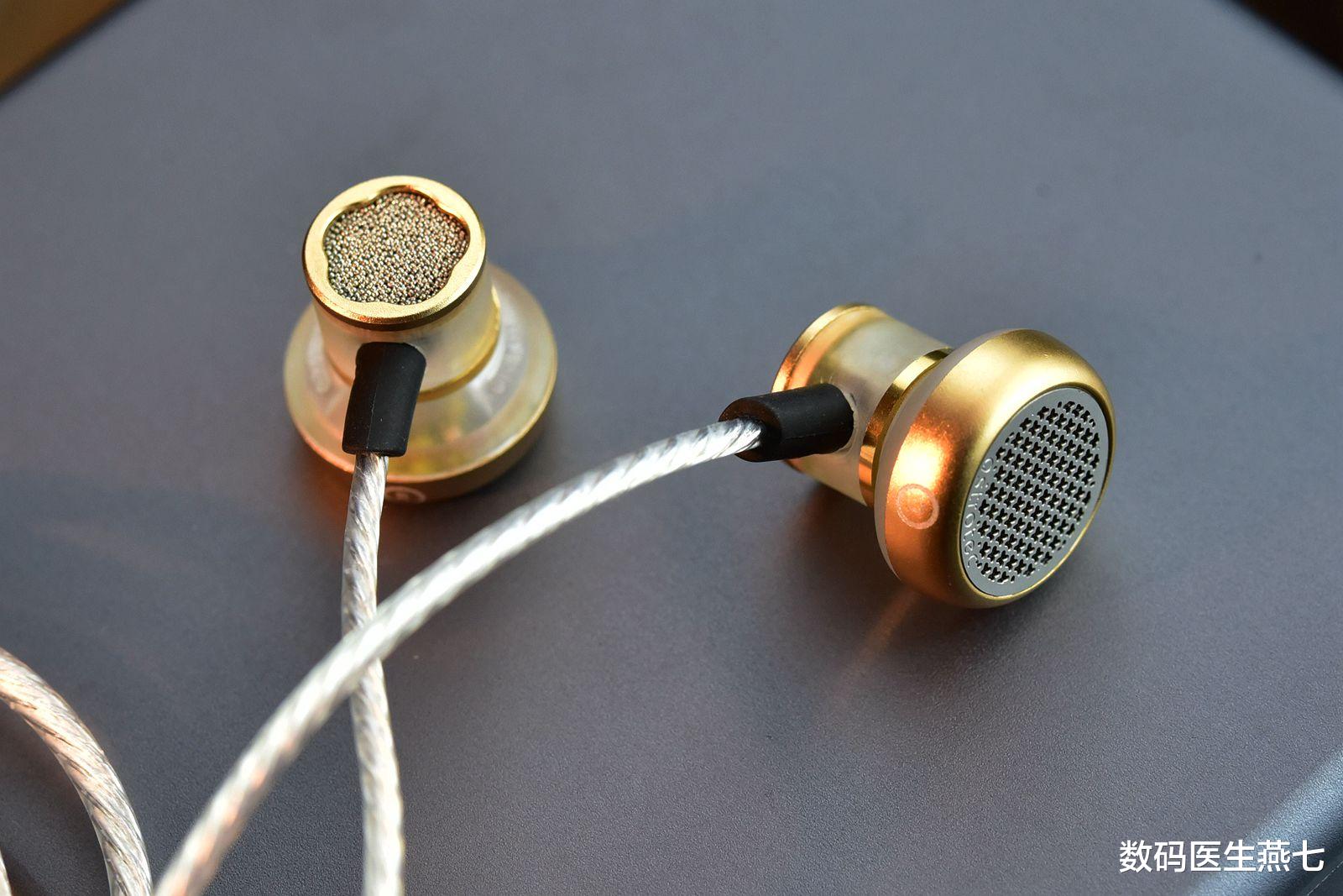 天琴座|它是平头塞里听女声的顶级之作，良心售价挡不住它的悲催