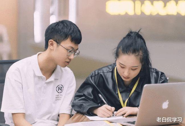 老白侃学习|8名考生录取后又遭退档,只因招生老师的疏忽,后果该由谁来买单