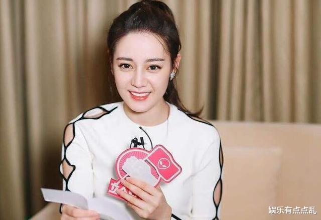 金晨|热巴问金晨: 为何会客串《你是我的荣耀》夏晴, 金晨回复让人笑翻