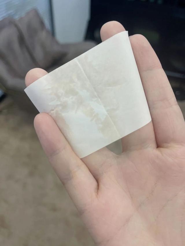 粉底液 海报试用｜啥家庭啊，粉底液都是纪梵希的？