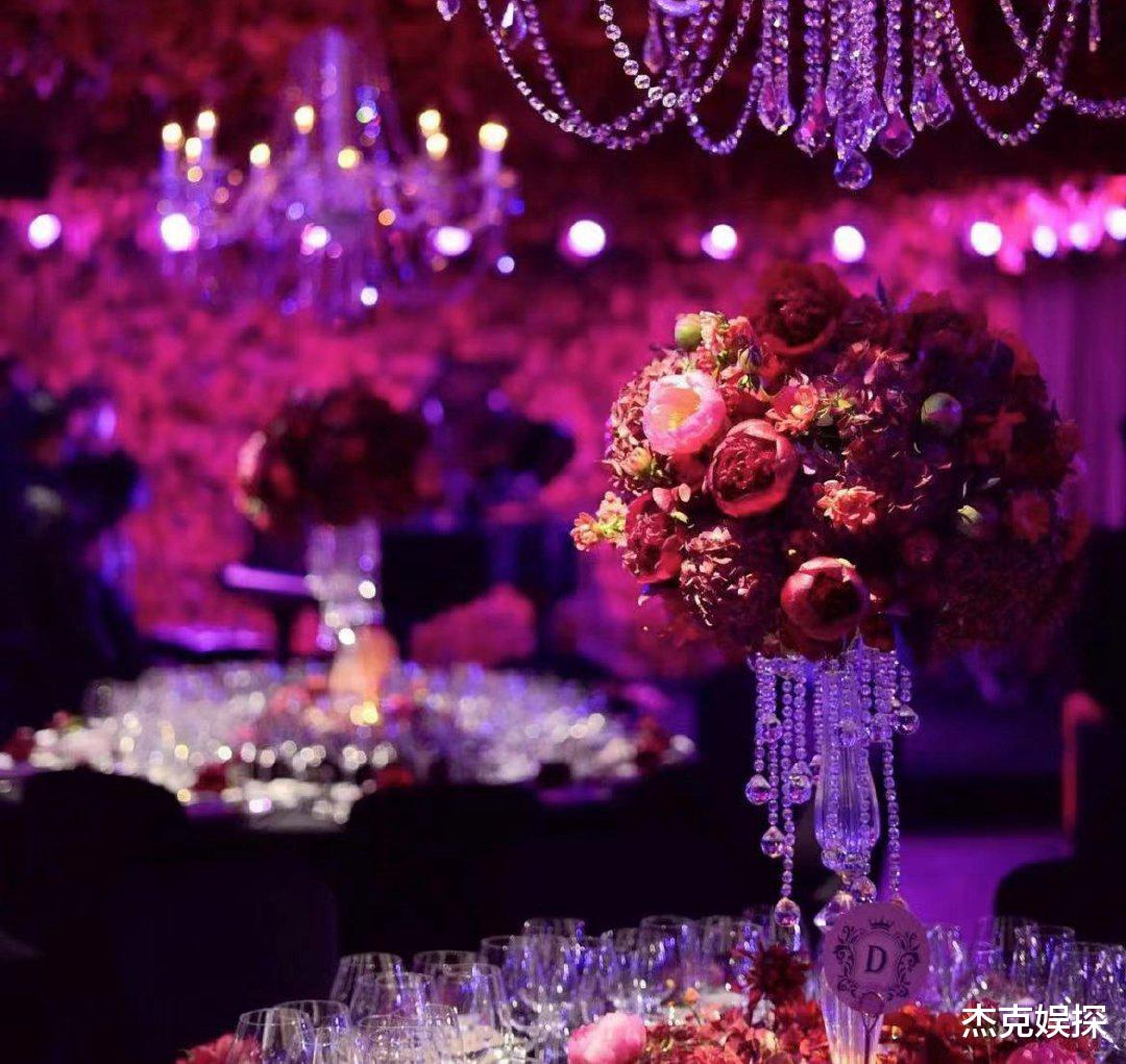 刘嘉玲|56岁刘嘉玲上海办豪华生日会，名媛阔太齐聚，梁朝伟被争相求合影