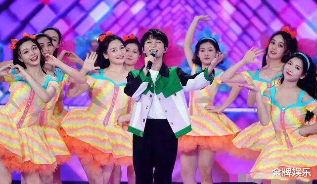 流量明星|十一晚会收视率出炉！没有流量明星，电视台的收视率不降反升