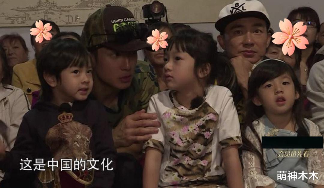 李靓蕾|吴尊携家人北京出游，身穿过万奢华羽绒服，妻子却因穿太少被吐槽