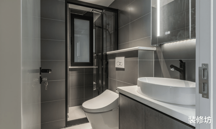 57平方米的三居室，精致又实用，室内还有两个卫生间