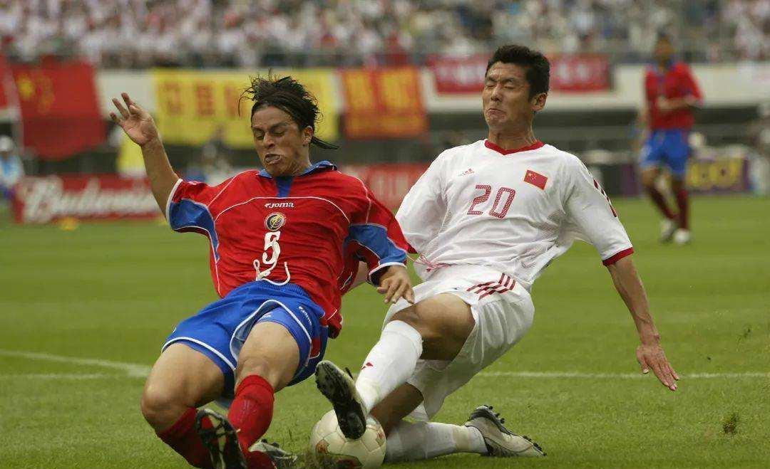 杨晨|国足五大联赛第一人的杨晨，现在怎样了？就是由球员变成了教练