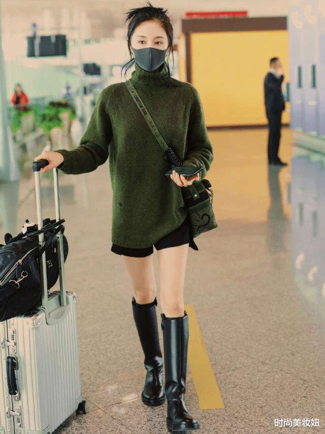 时尚美妆妞|1米59的王子文真自信，穿连体牛仔裤配长靴，意外显高又洋气