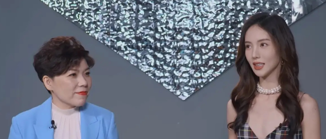 金星|金星镜头被删，网综突遭停摆？网友猜测：或与戏剧节批评黄磊有关