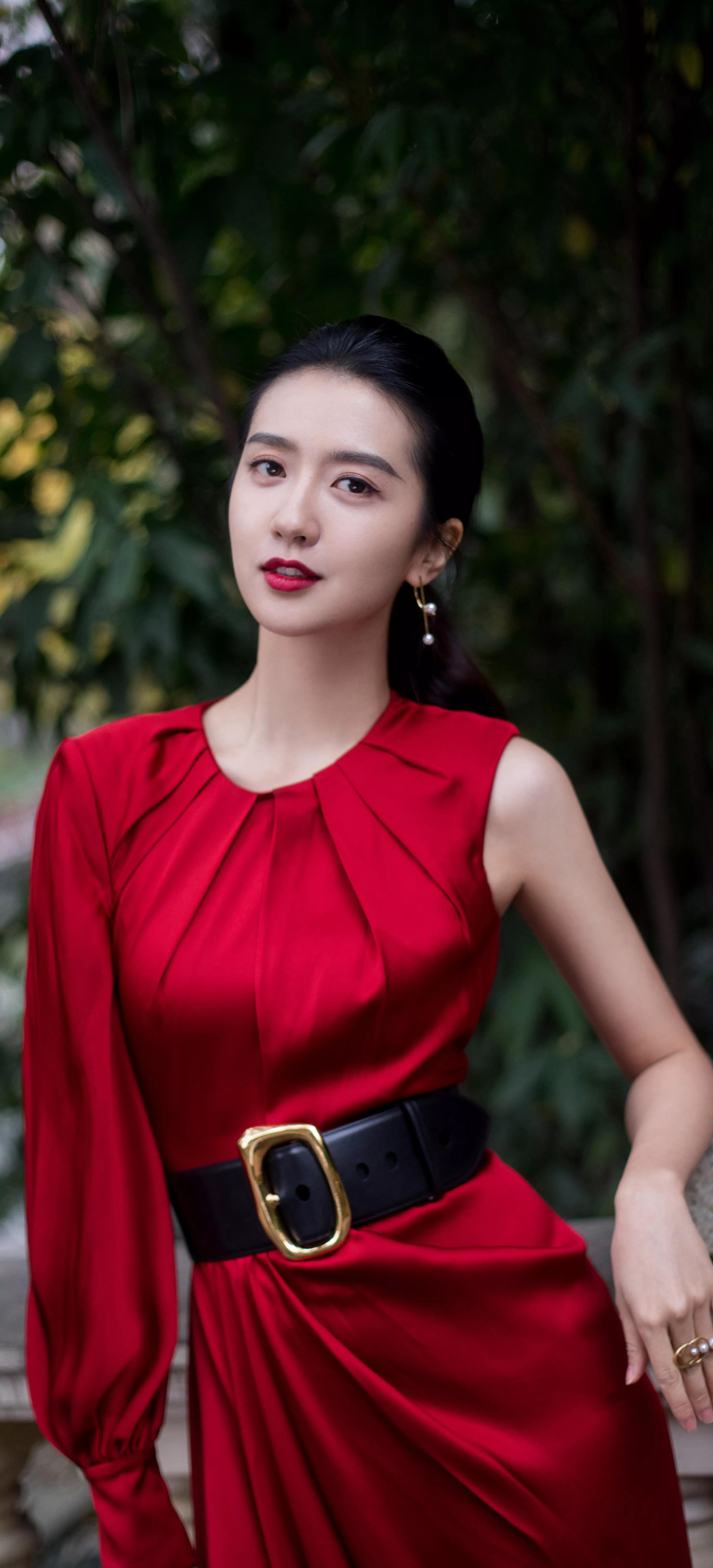 星光大道|从跑龙套到硬核女主，许龄月的逆袭之路，她的成功绝非偶然