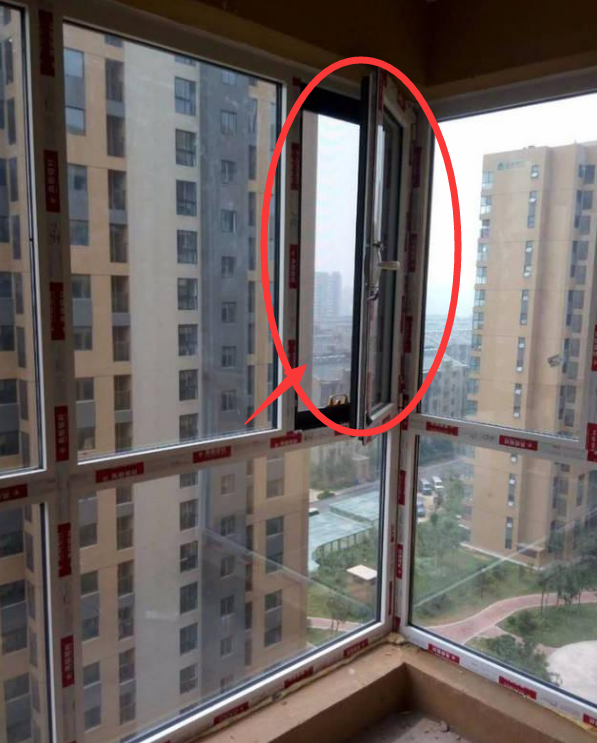 刚住进新家就脑袋大！惨中13个被万人吐槽的装修，费钱还无用