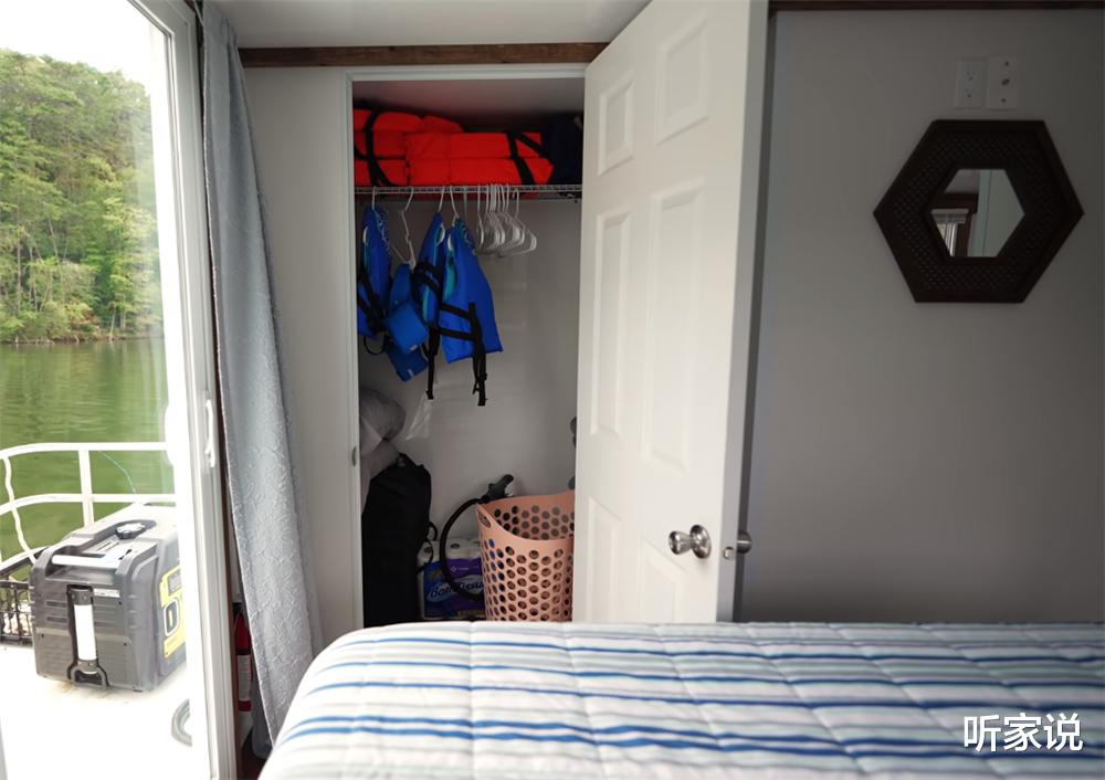 听家说 钓鱼爱好者的水上船屋：将36㎡设计成两室两厅，住一家六口没问题