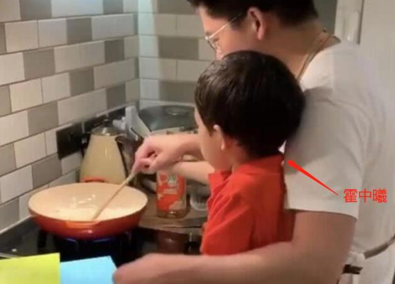 郭晶晶|郭晶晶获赠1.6亿豪宅，屋顶晒衣成亮点，网友：难怪融不进贵妇圈